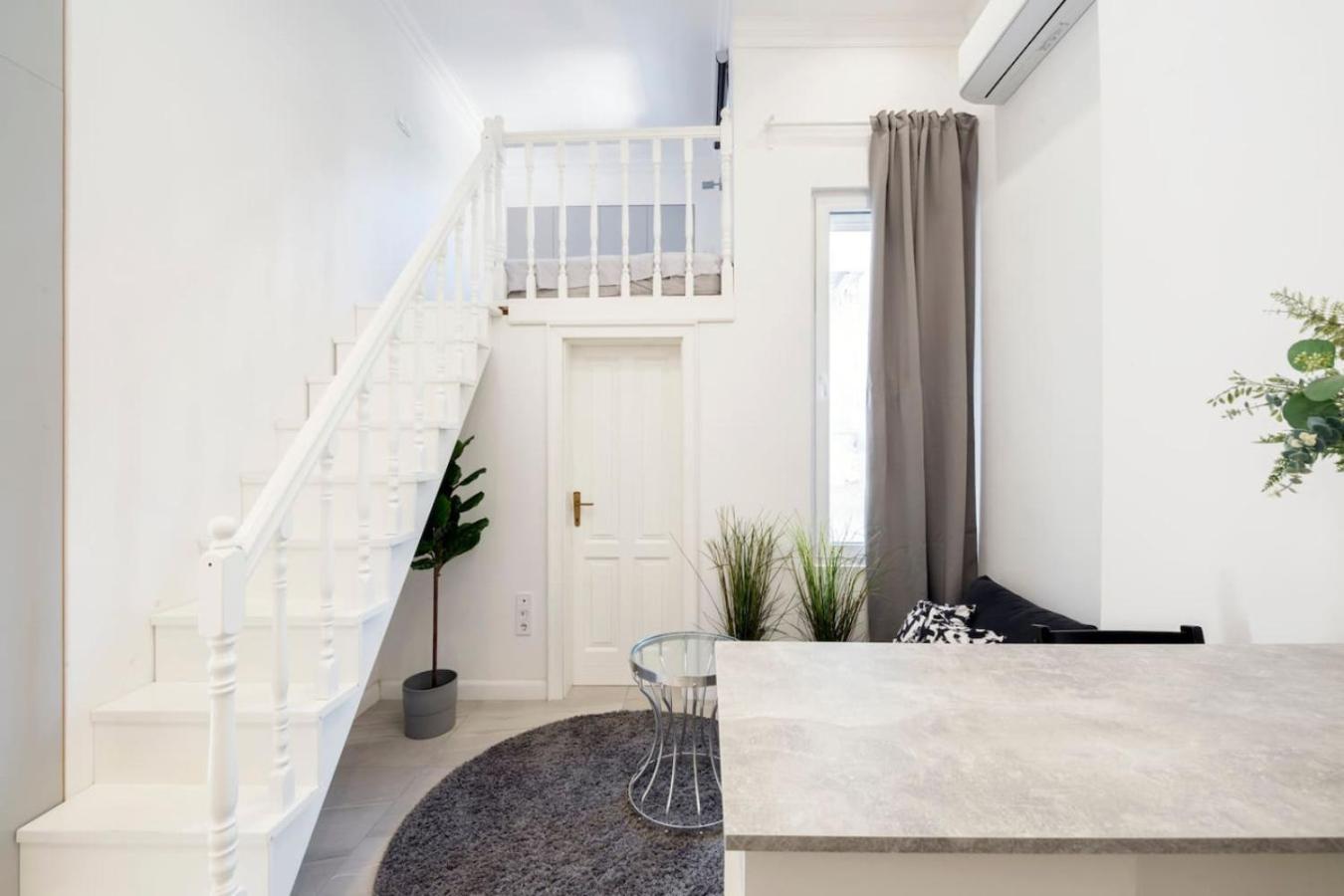 Studio Inn - Palace District Budapest Eksteriør billede